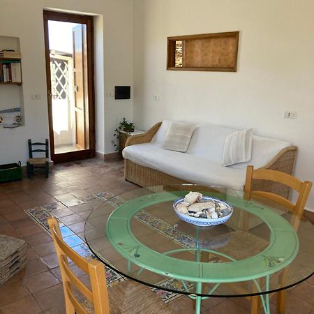 Appartamento Vista Mare - Amazing Sea View Apartment Stintino Exterior foto